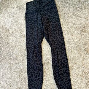 Lululemon Wonder Train high rise leggings.